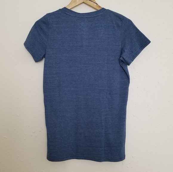 The North Face Classic Fit V Neck Tee - Picture 4 of 4